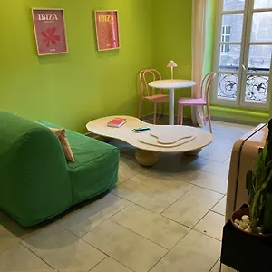 Apartment Ibiz'arles, Arles